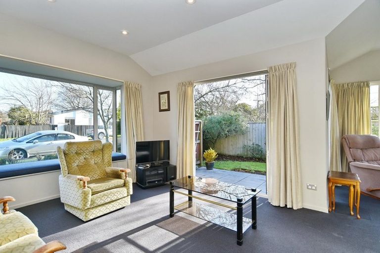 Photo of property in 36 Withells Road, Avonhead, Christchurch, 8042