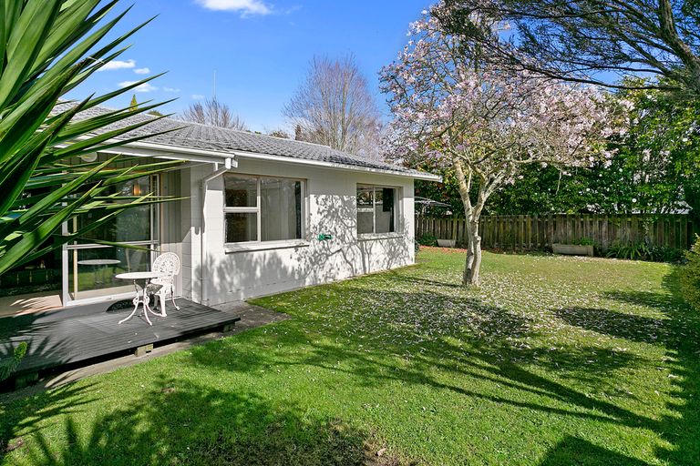 Photo of property in 80 Princes Street, Cambridge, 3434