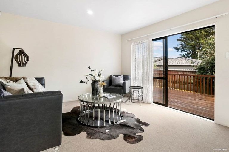 Photo of property in 2/187 Richardson Road, Mount Albert, Auckland, 1041
