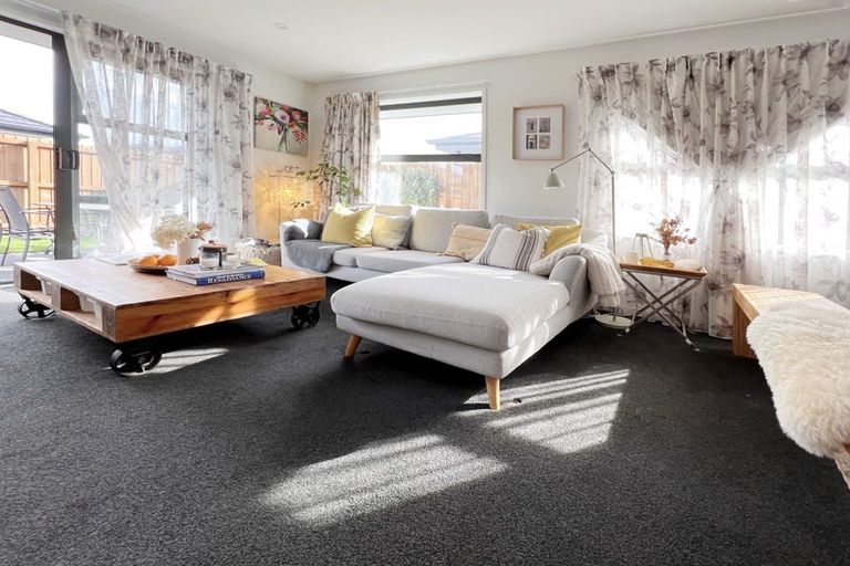 Photo of property in 40 Packard Crescent, Halswell, Christchurch, 8025