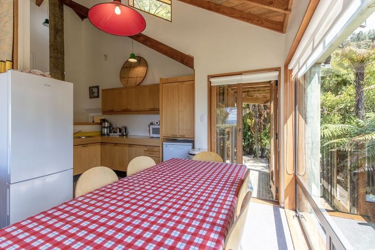 Photo of property in 1 Rereao Lane, Pukawa Bay, Turangi, 3381