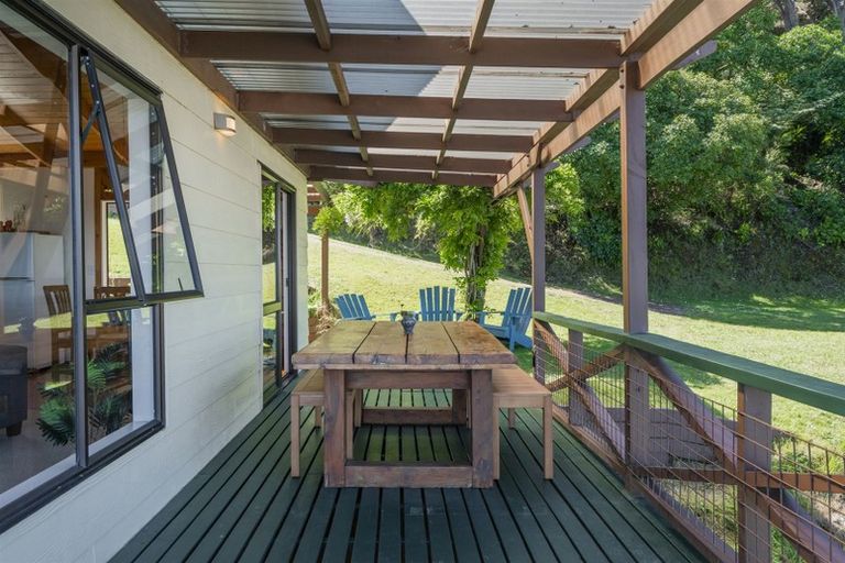 Photo of property in 259 Paku Drive, Tairua, 3508