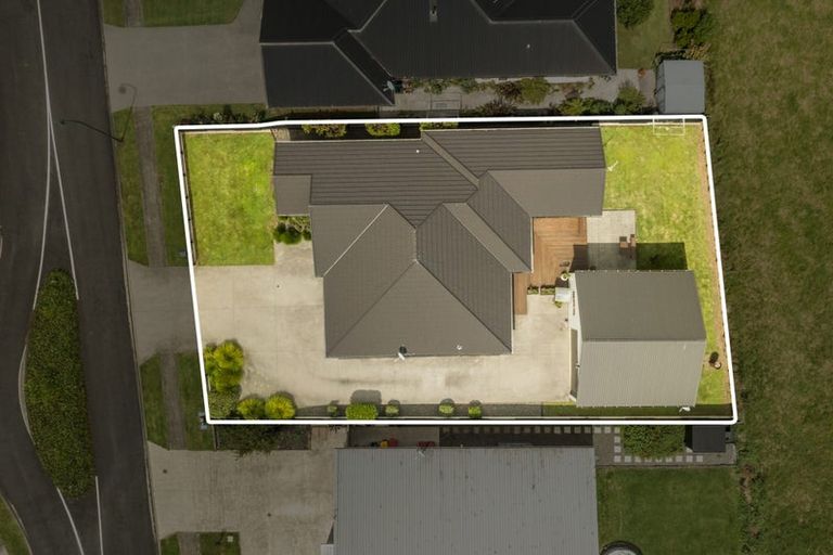 Photo of property in 64 Darlington Street, Ngatea, 3503