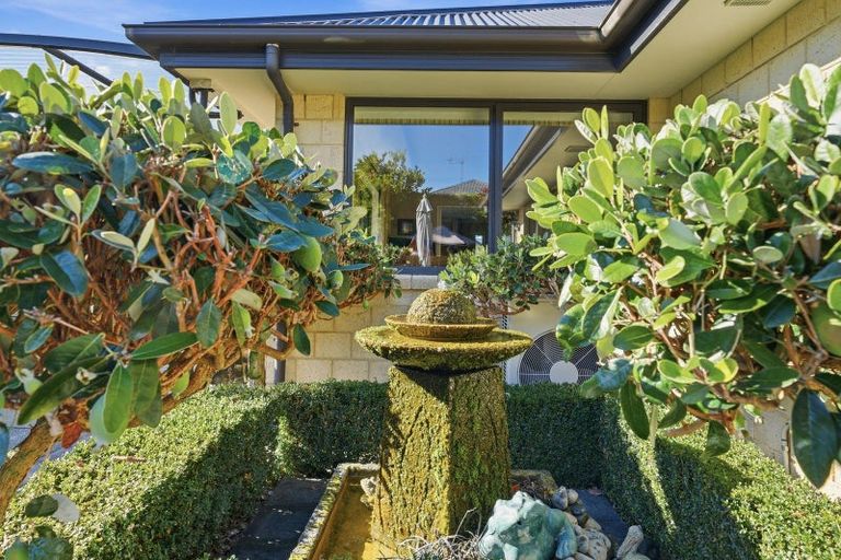 Photo of property in 16 Kensington Avenue, Rangiora, 7400