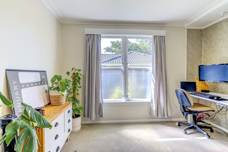 Photo of property in 16 Riverview Terrace, Fairfield, Hamilton, 3214