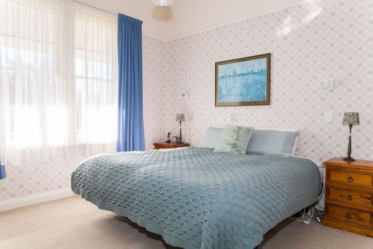 Photo of property in 12 Grant Street, Dannevirke, 4930