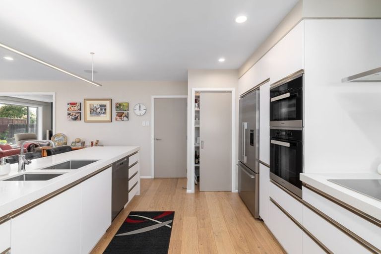 Photo of property in 36 Harrowdale Drive, Avonhead, Christchurch, 8042