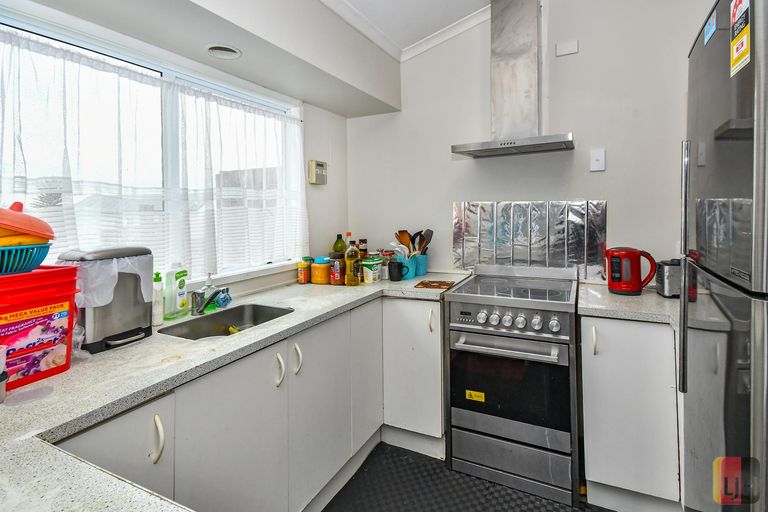 Photo of property in 1/20 Solveig Place, Randwick Park, Auckland, 2105