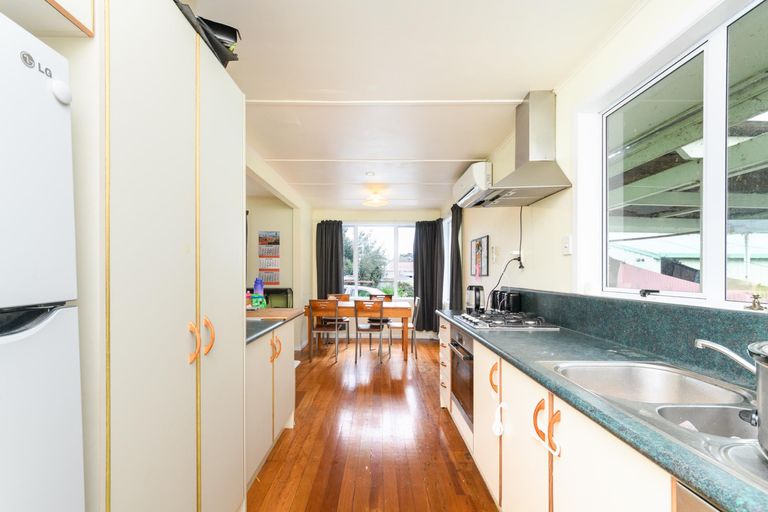 Photo of property in 39 Hewitts Road, Linton, Palmerston North, 4472