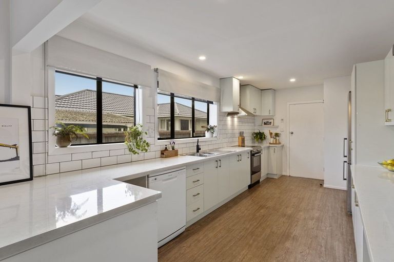 Photo of property in 18 Santa Rosa Avenue, Halswell, Christchurch, 8025