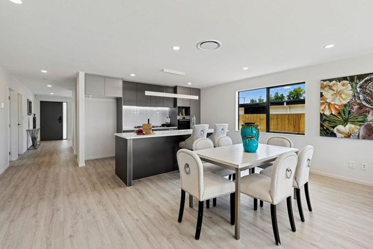 Photo of property in 40 Vintry Drive, Huapai, Kumeu, 0810