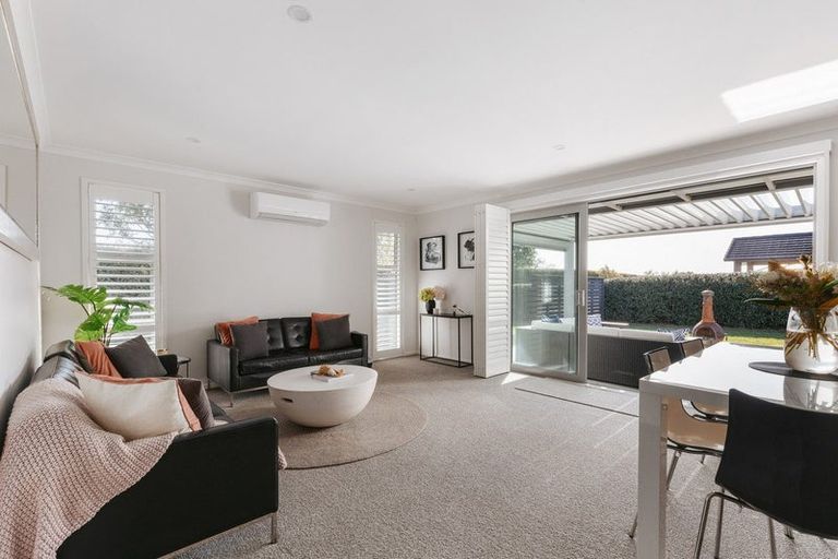 Photo of property in 12b Kayelene Place, Omokoroa, 3114