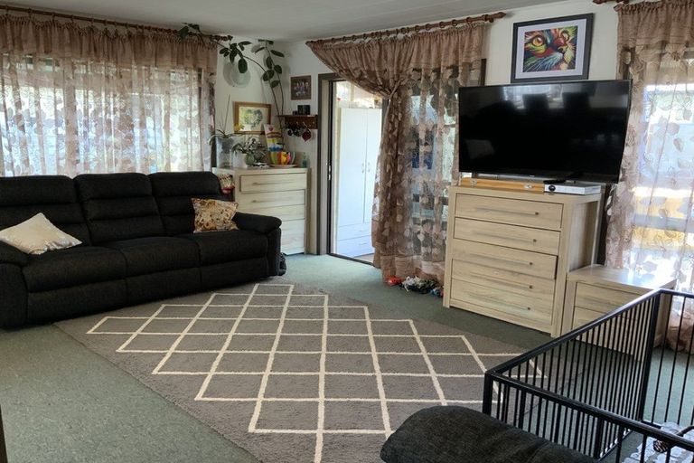 Photo of property in 162 Mcmurdo Street, Tinwald, Ashburton, 7700