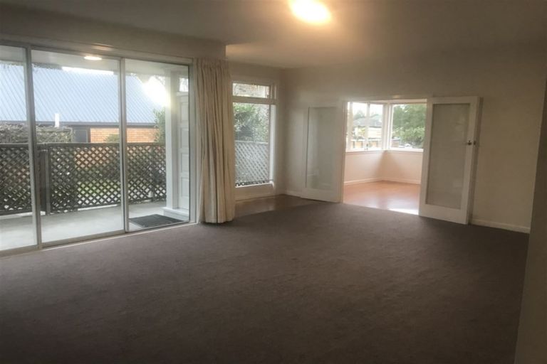 Photo of property in 53 Papanui Road, Merivale, Christchurch, 8014