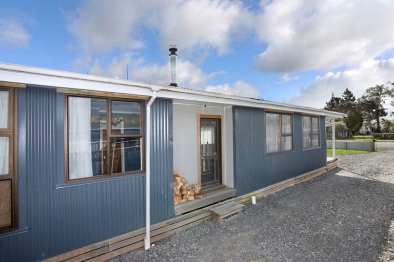 Photo of property in 36 Canteen Street, Marton, 4710