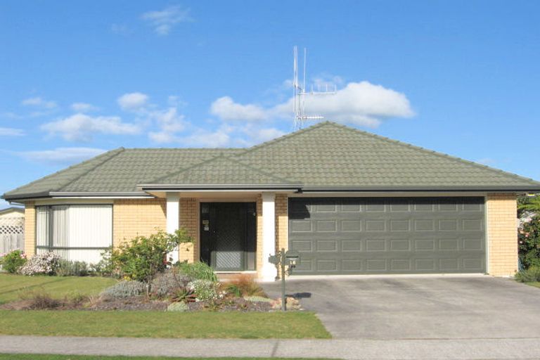 Photo of property in 15 Beachlands Place, Papamoa Beach, Papamoa, 3118