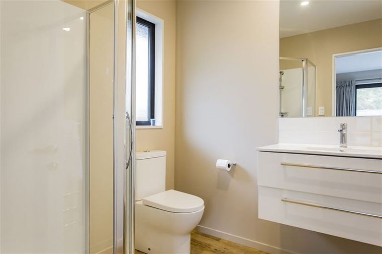 Photo of property in 1/23 Main Road, Redcliffs, Christchurch, 8081