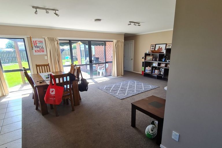 Photo of property in 5 Duggan Drive, Owhata, Rotorua, 3010