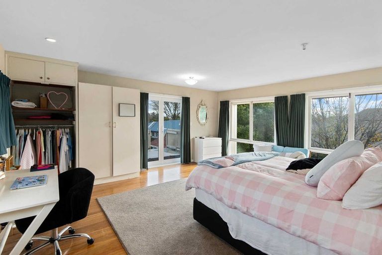 Photo of property in 167 Memorial Avenue, Burnside, Christchurch, 8053