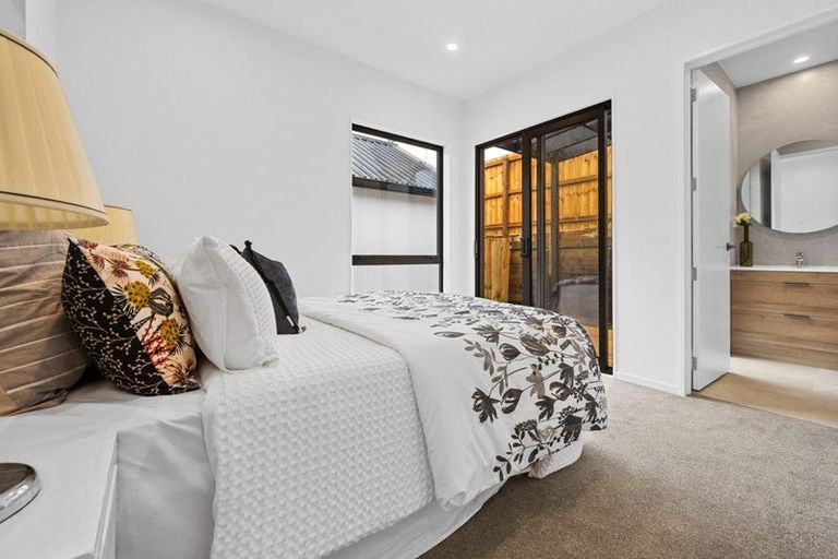 Photo of property in 7a Kotiu Place, Massey, 0614