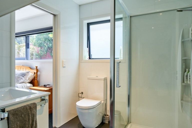 Photo of property in 50a Steyne Avenue, Plimmerton, Porirua, 5026