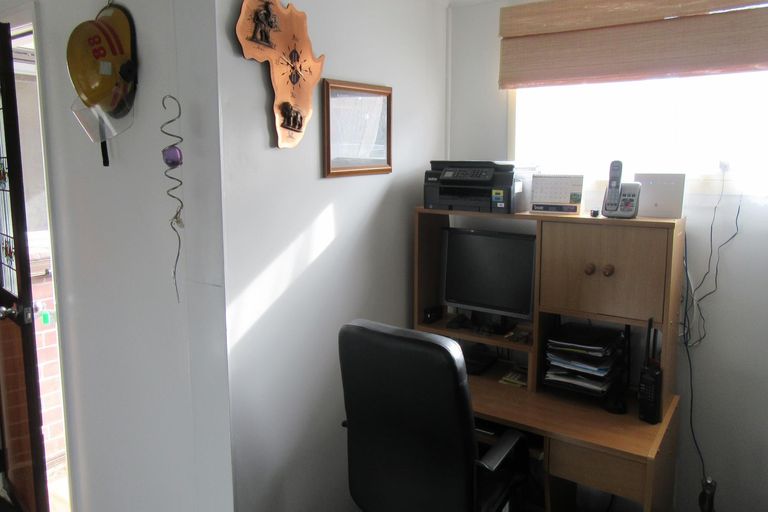 Photo of property in 11 Holmes Street, Waimate, 7924