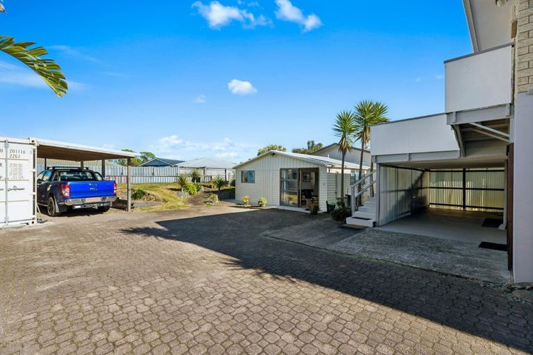 Photo of property in 270a Papamoa Beach Road, Papamoa Beach, Papamoa, 3118