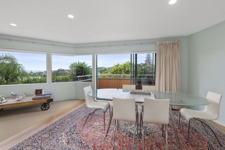 Photo of property in 697 Beach Road, Rothesay Bay, Auckland, 0630