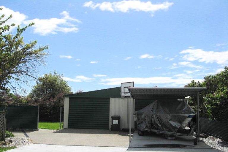 Photo of property in 135 Songer Street, Stoke, Nelson, 7011