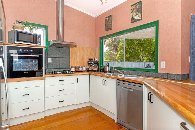 Photo of property in 16 Rutene Road, Kaiti, Gisborne, 4010