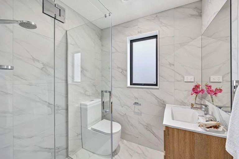 Photo of property in 16b Putiputi Way, Papakura, 2110