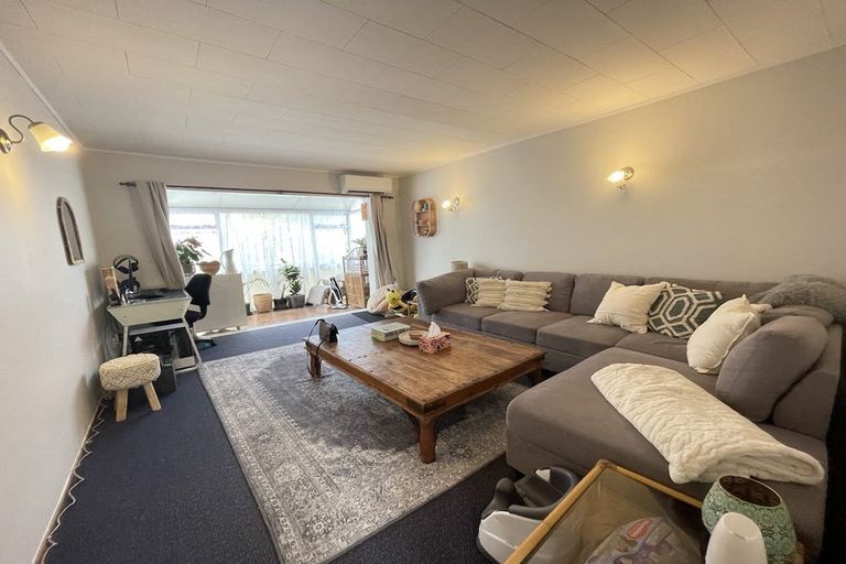 Photo of property in 4/7 Miro Street, New Lynn, Auckland, 0600