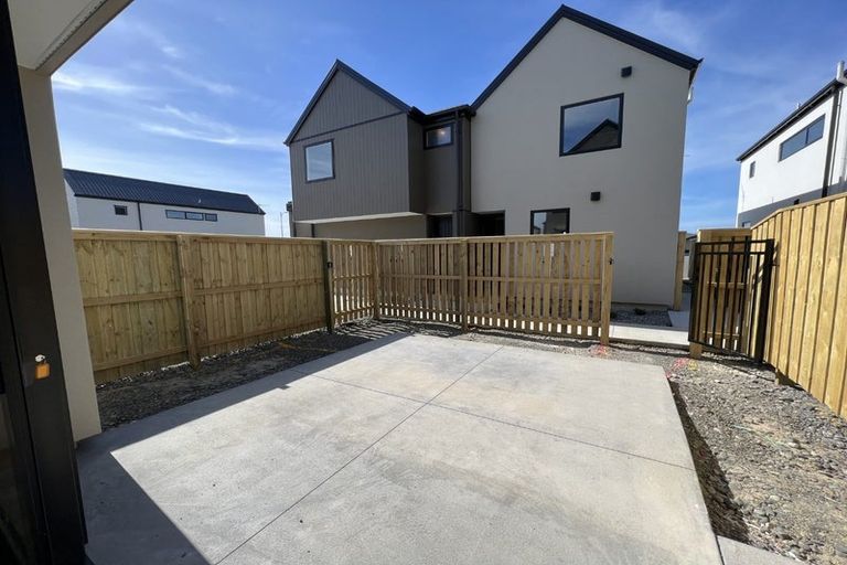 Photo of property in 21/6 Skibbereen Drive, Halswell, Christchurch, 8025