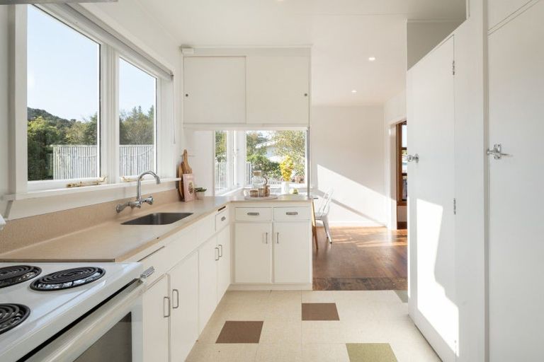 Photo of property in 76 Hampden Street, Picton, 7220