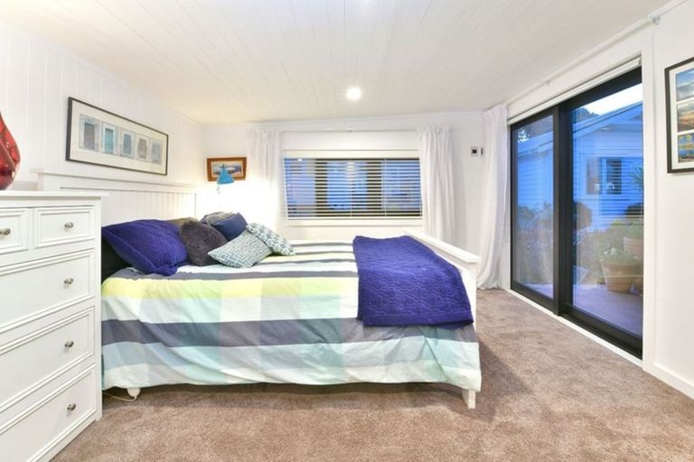Photo of property in 105 The Esplanade, Manly, Whangaparaoa, 0930