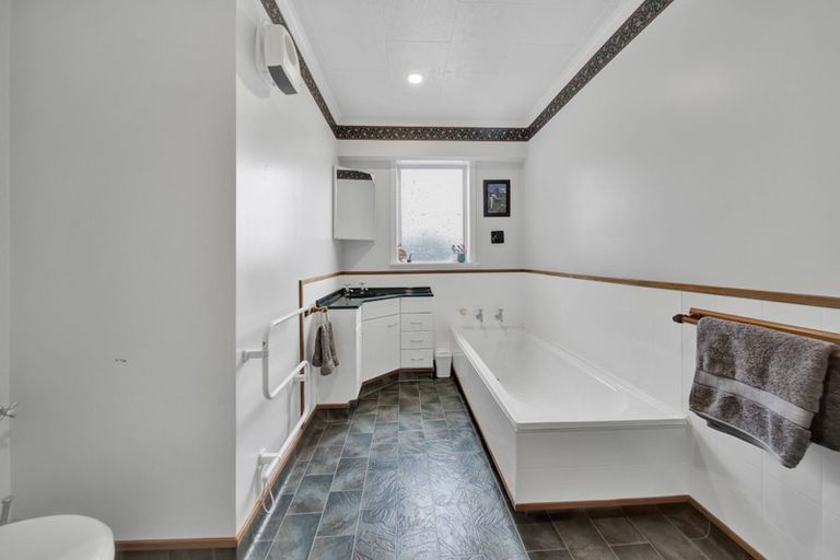 Photo of property in 65 Wilson Street, Hawera, 4610