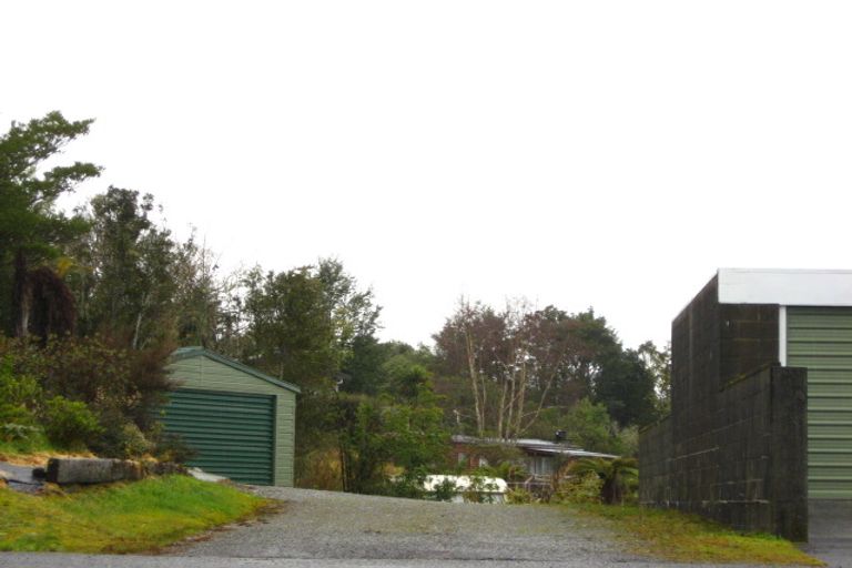 Photo of property in 65 Korua Street, Moana, 7872