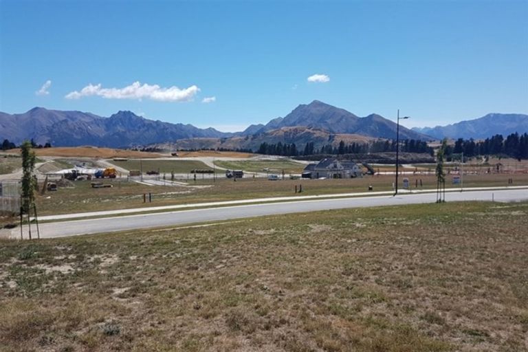 Photo of property in 59 Mount Nicholas Avenue, Wanaka, 9305