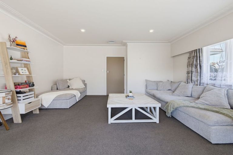 Photo of property in 37 Hooper Avenue, Pukekohe, 2120