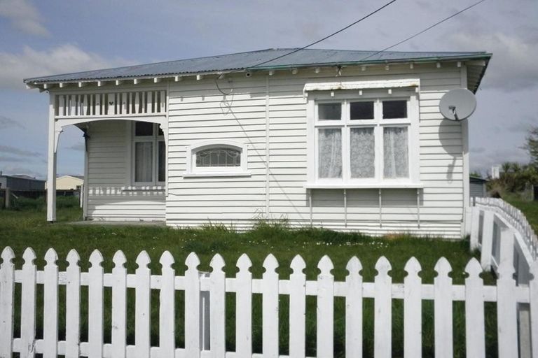Photo of property in 43 Hastings Street, Ohai, 9635