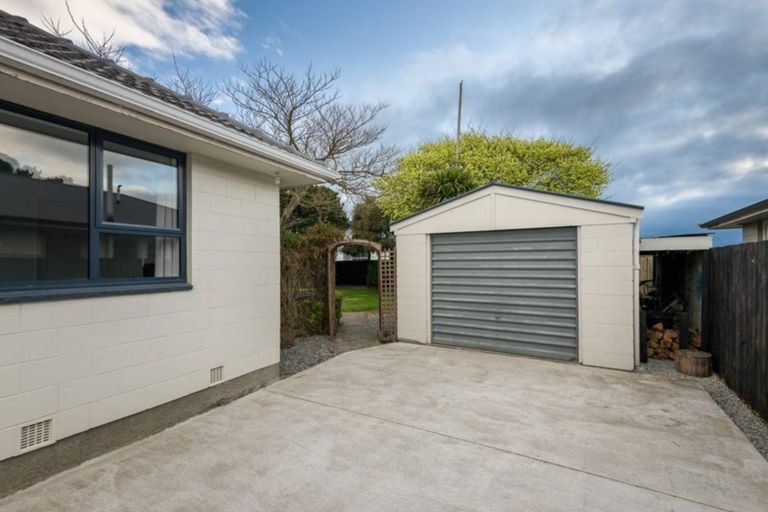 Photo of property in 29 Lamorna Road, Parklands, Christchurch, 8083