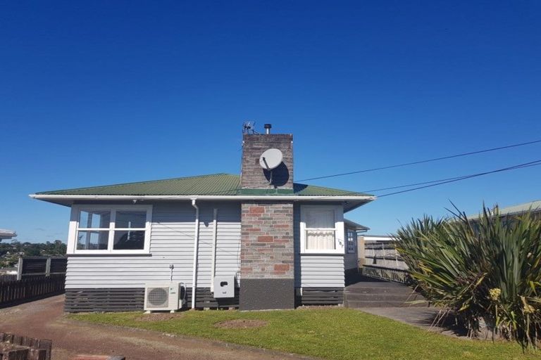 Photo of property in 187 Omata Road, Blagdon, New Plymouth, 4310