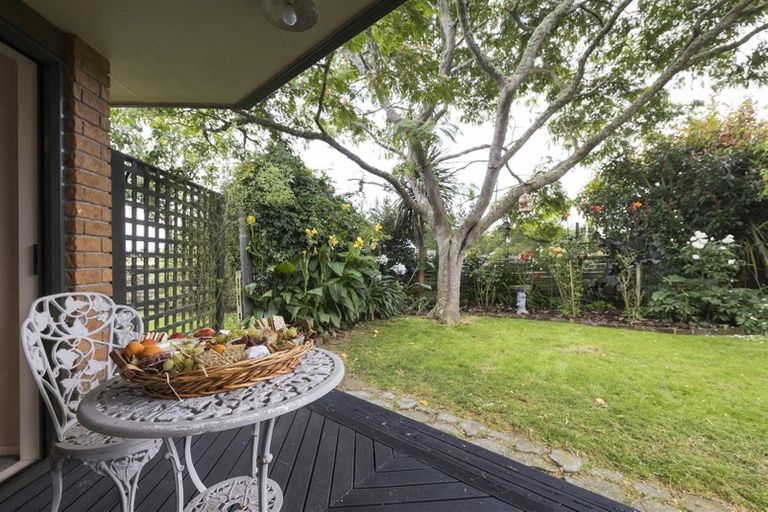 Photo of property in 42 Brandon Hall Road, Bulls, 4894