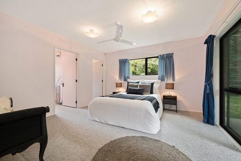 Photo of property in 1 Harper Place, Lake Coleridge, 7572