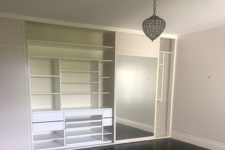 Photo of property in 10a Tinakori Road, Thorndon, Wellington, 6011