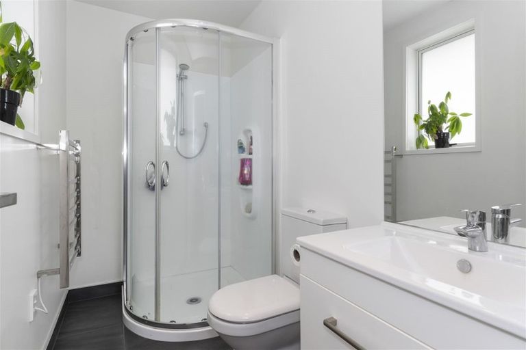 Photo of property in 15 Batty Street, Papamoa Beach, Papamoa, 3118