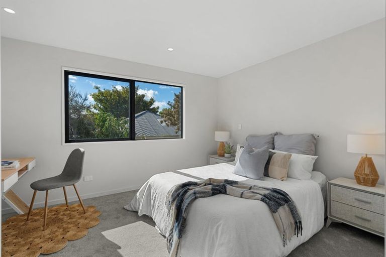 Photo of property in 2/7 Gresford Street, Edgeware, Christchurch, 8013