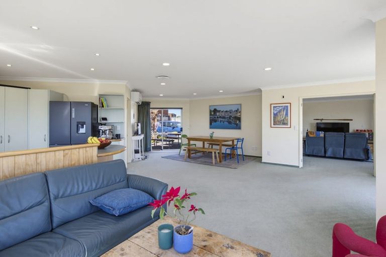 Photo of property in 111 Milne Drive, Paraparaumu, 5032