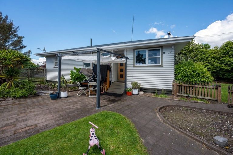 Photo of property in 1 Fenruss Street, Fairy Springs, Rotorua, 3015