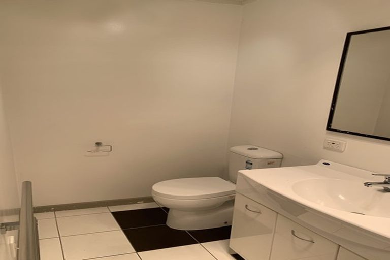 Photo of property in 16a Arawata Terrace, Fernhill, Queenstown, 9300